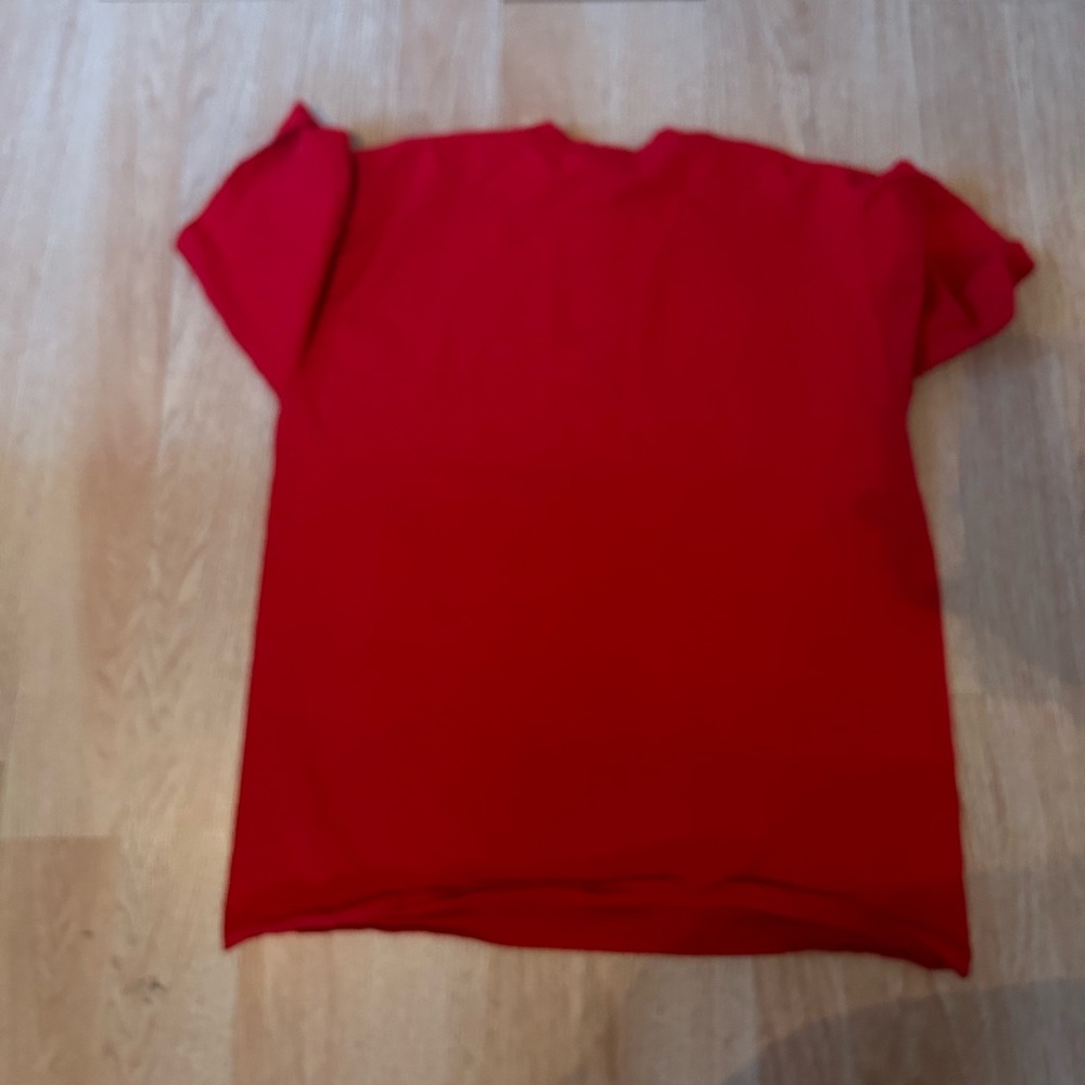 Red t shirt